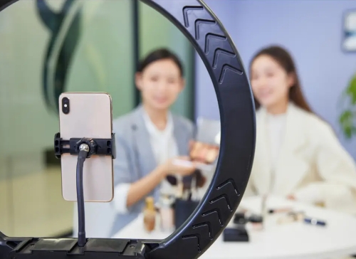 直播电商规范化进程加速 专家：品质直播助力新兴消费