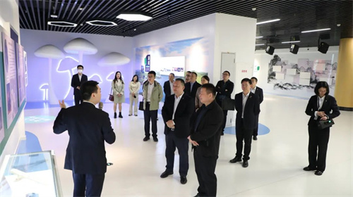 福建省科技厅副厅长叶碧海一行调研安发生物2.jpg