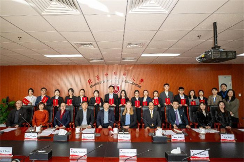 优莎纳葆婴与北京中医药大学共筑中医药现代化国际新征程