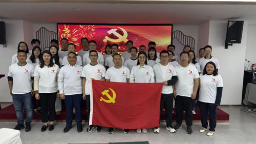 阅读筑魂 理想华莱读书分享主题党日活动举行