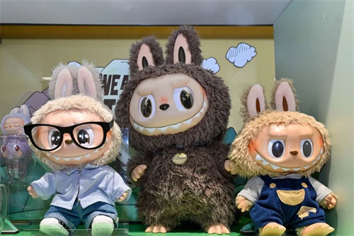 泡泡玛特LABUBU，为啥这么火？