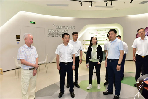 广东中山市代市长尹念红到完美公司调研
