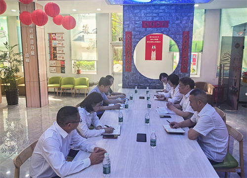 安惠党建工作指导员赴民主港社区党群服务中心学习交流