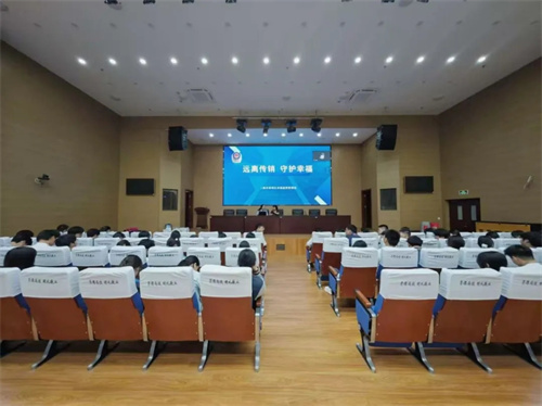 上海崇明区市场监管局开展禁传宣传