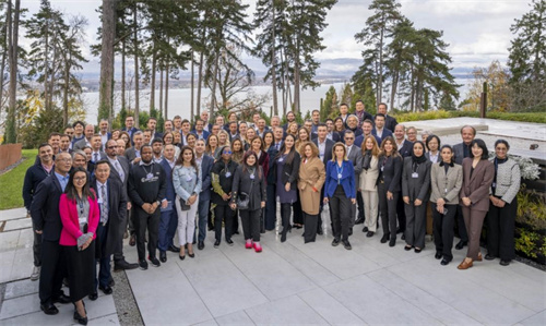 和治友德李凡总出席世界经济论坛新领军者2025年度总结会议