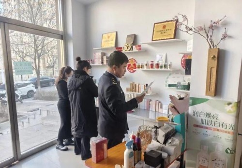 准格尔旗市监局重拳打传规直 守护市场秩序与群众权益