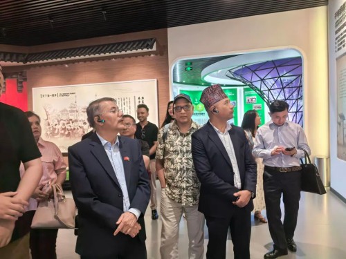 图片 2.jpg
