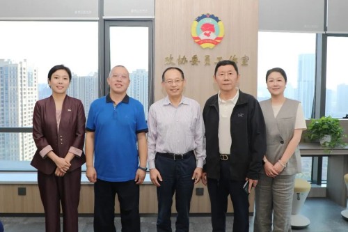 中南林业科技大学原党委书记李红一行莅临绿之韵调研